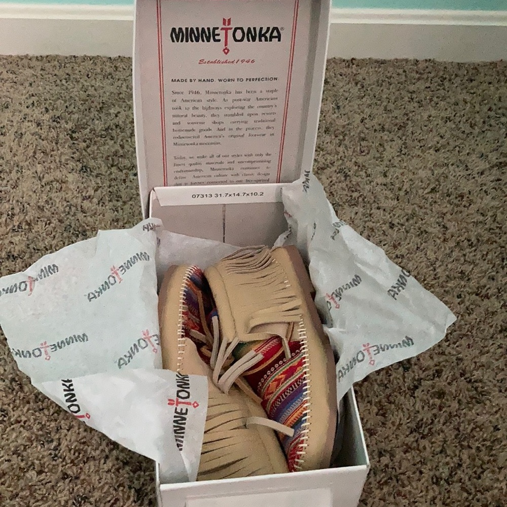 Minnetonka Multicolor Moccasins